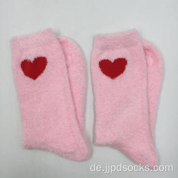 Rosa Herzfedergarnsocken